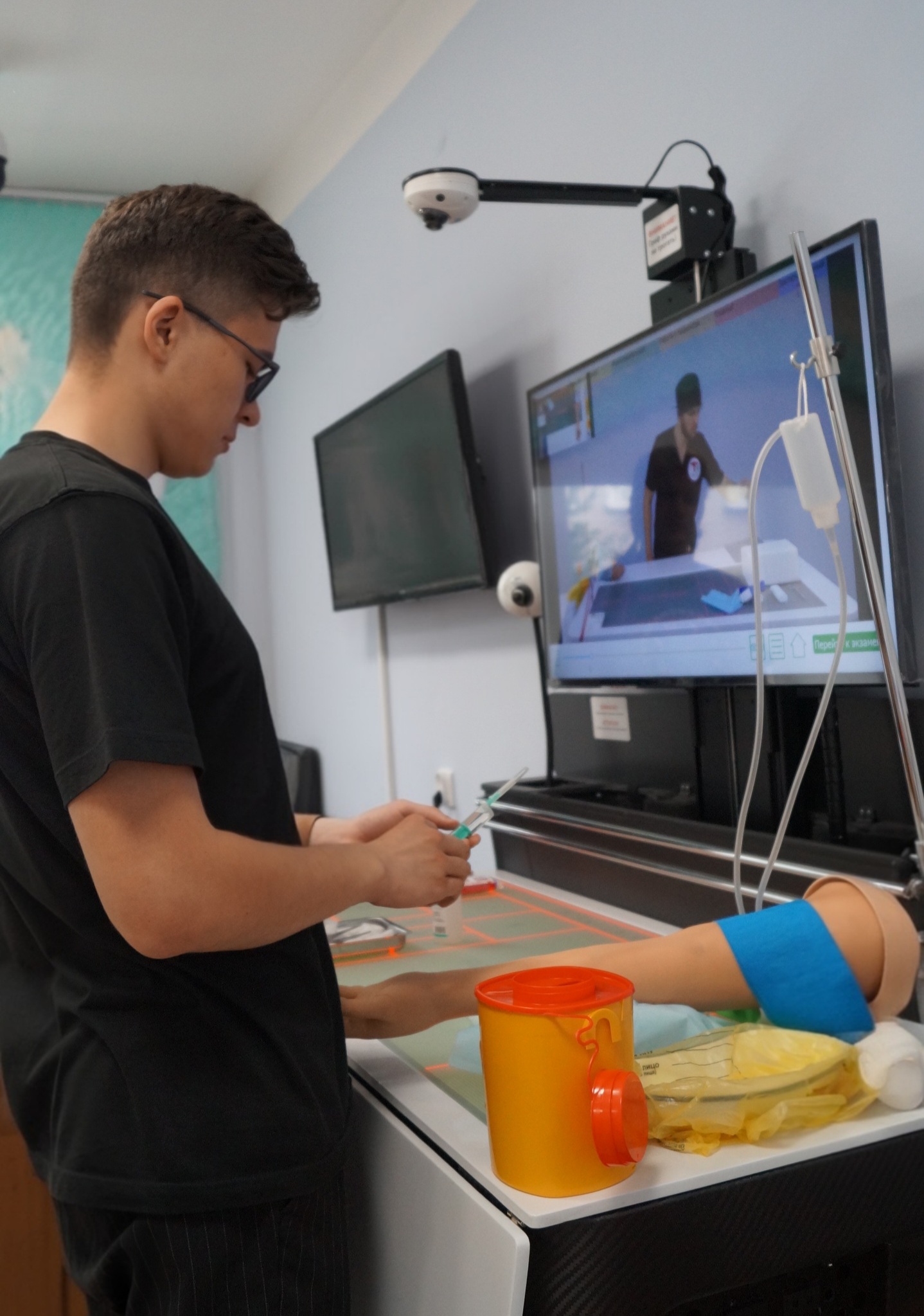 ПРОФЕССИЯ БУДУЩЕГО ГЛАЗАМИ АМБАССАДОРОВ